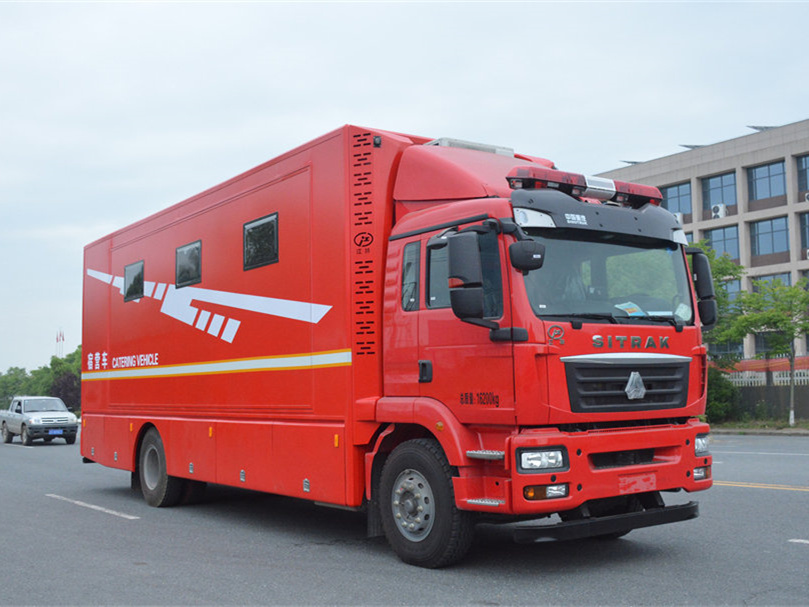 后勤保障宿营车