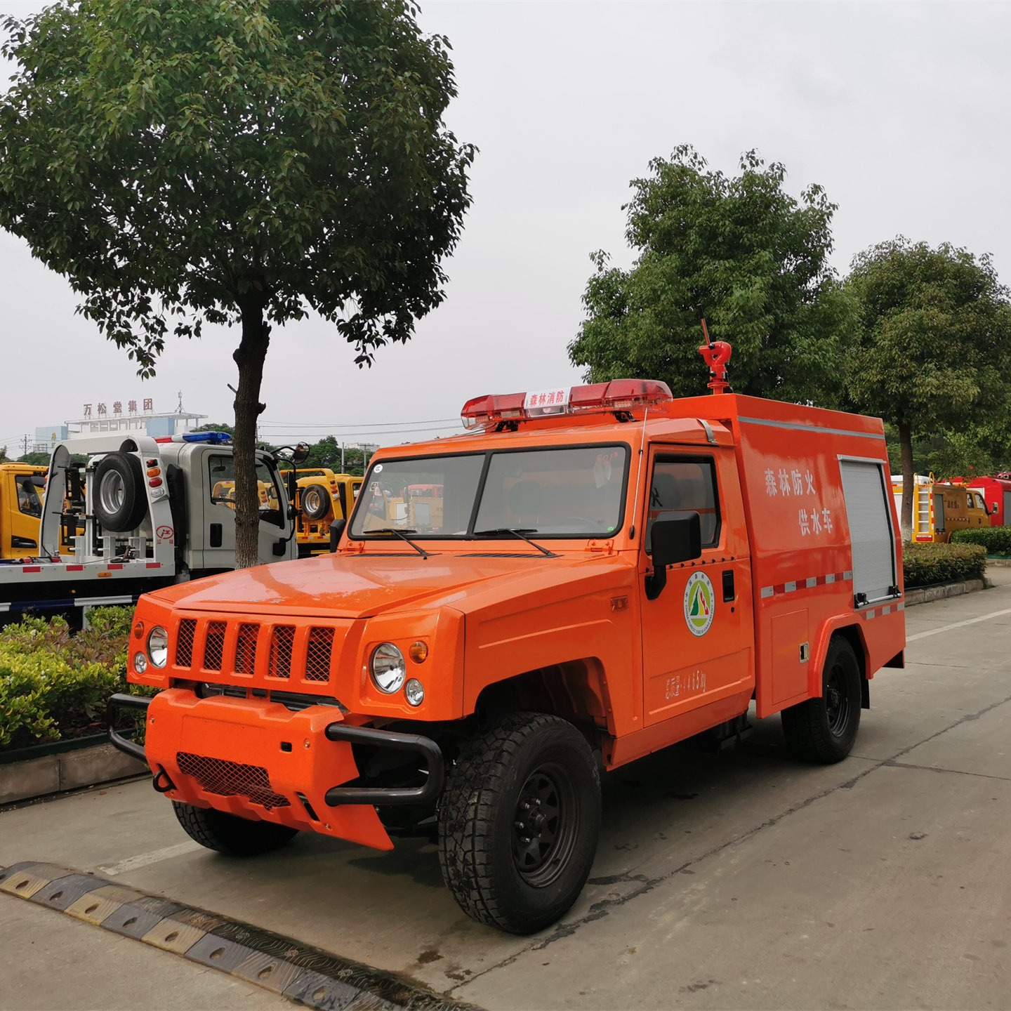 勇士四驱救险车