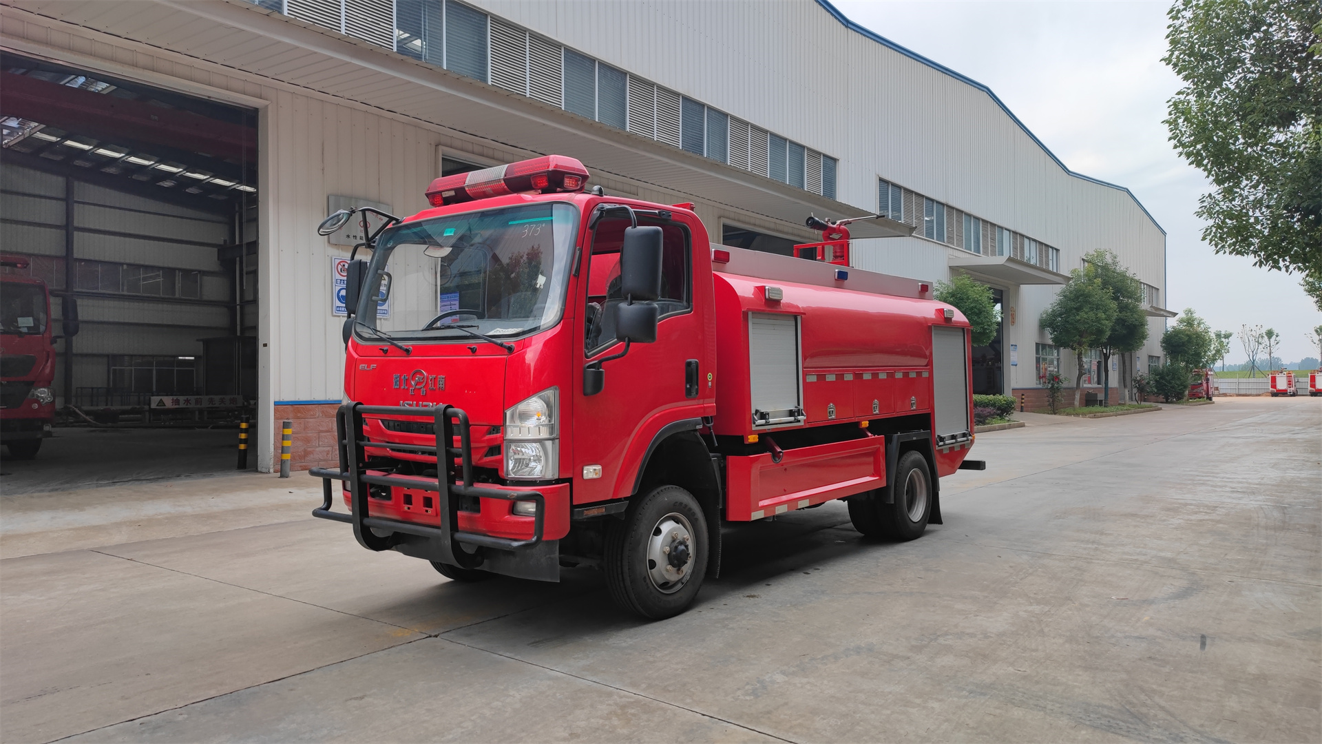 森林四驱庆铃单排5吨供水车