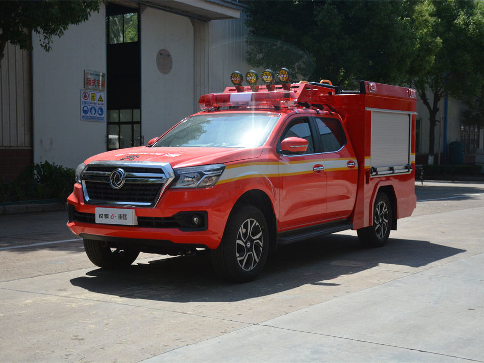 东风皮卡器材消防车